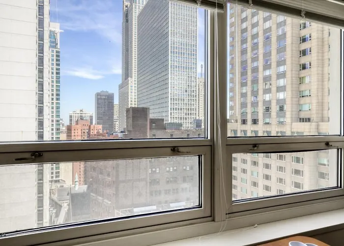 River N 1br W Gym Wd Nr Magnificent Mile Chi-54 Apartment Chicago