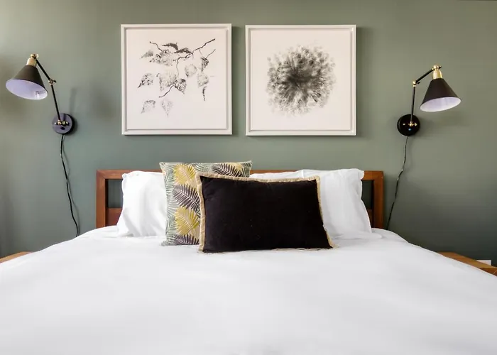 River N 1br W Gym Wd Nr Magnificent Mile Chi-54 *