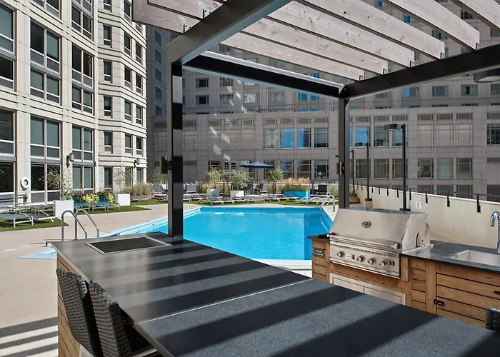 River N 1br W Gym Wd Nr Magnificent Mile Chi-54 * Chicago